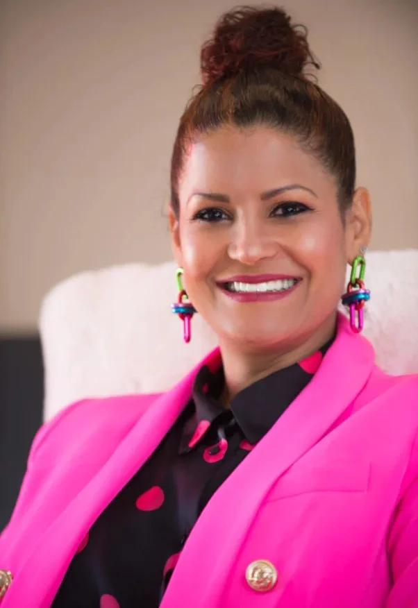 Hendrina Sterling Rodríguez, trauma-informed psychotherapist and couples therapist